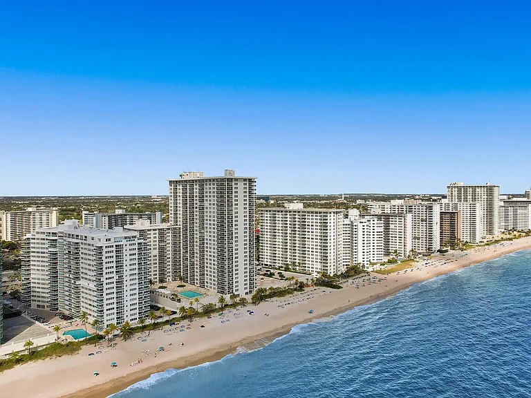3430 Galt Ocean Dr #304 — Photo 50