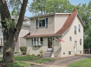 60 Gale Ter, Rochester, NY 14610