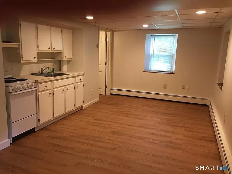 37 Richmondville Ave #3 — Photo 4