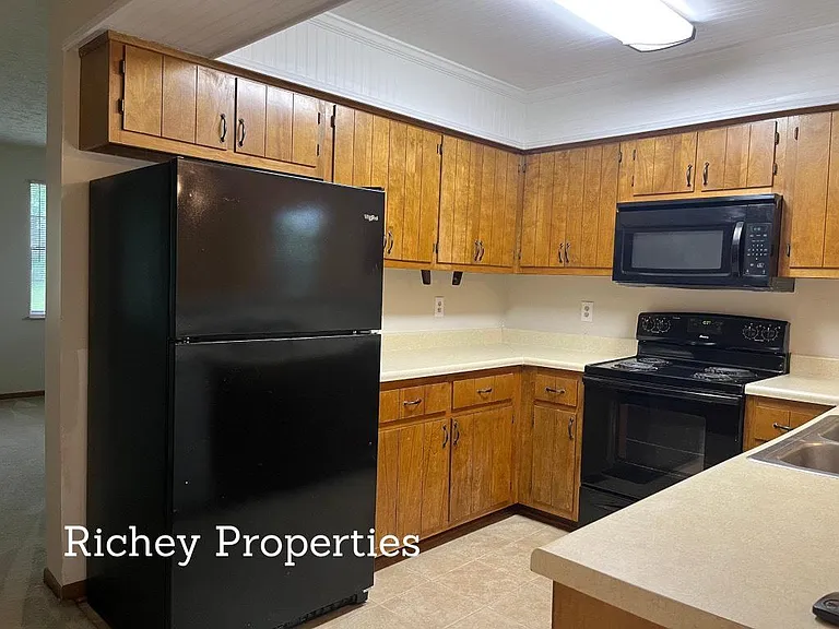 109 Goldenview Ln — Photo 7