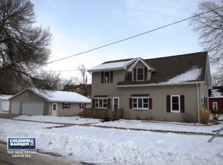 222 W 9th St, Kaukauna, WI 54130