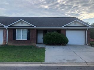 240 King St N APT 11, Calhoun, GA 30701