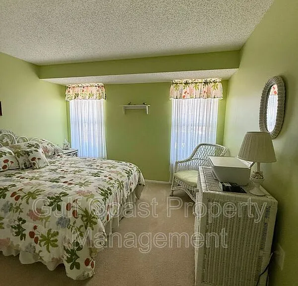 12884 Bacchus Rd — Photo 24