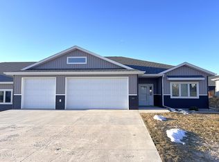 221 Colt Ave, Bismarck, ND 58503