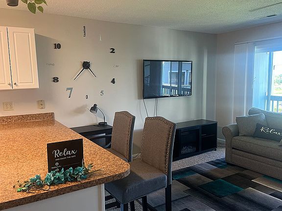4th image of 1850 Colony Dr APT 3D