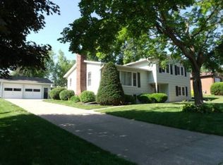 208 W Ferner St, Marshalltown, IA 50158