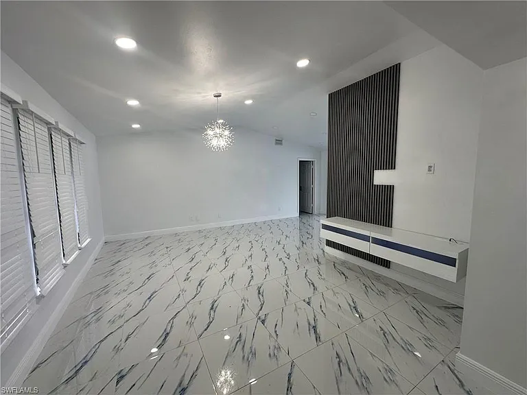 101 Edward Ave — Photo 10
