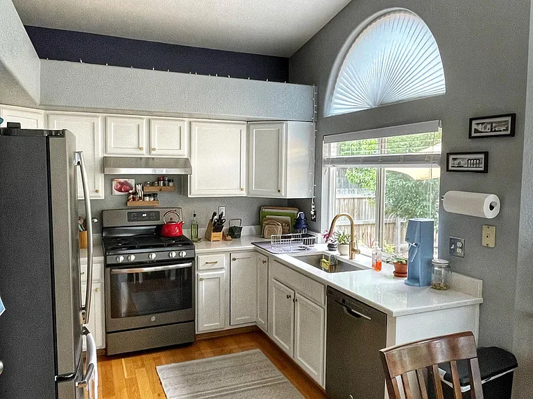 1662 Maccullen Dr — Photo 3