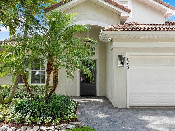 3rd image of 1050 Delray Lakes Drive