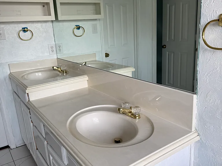 8617 Sabinas Trl — Photo 16