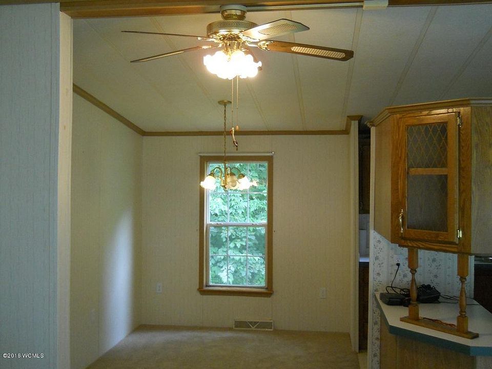 2nd image of 479 Vineyard Rd
