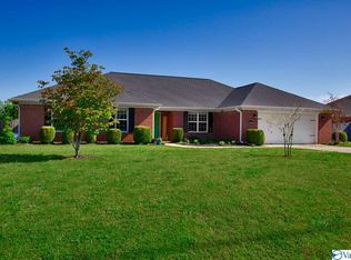 160 Oakcrest Rd, Huntsville, AL 35811