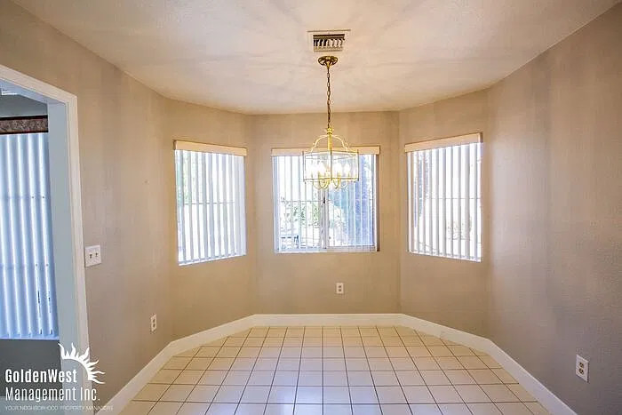 2 bed, 2.0 bath, 1359 sqft, $2,450 — Photo 3