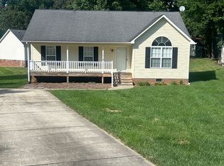 5 Pine Ridge Ct, Thomasville, NC 27360