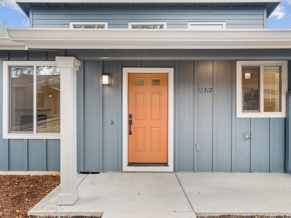 4th image of 12312 Meadowlawn Dr