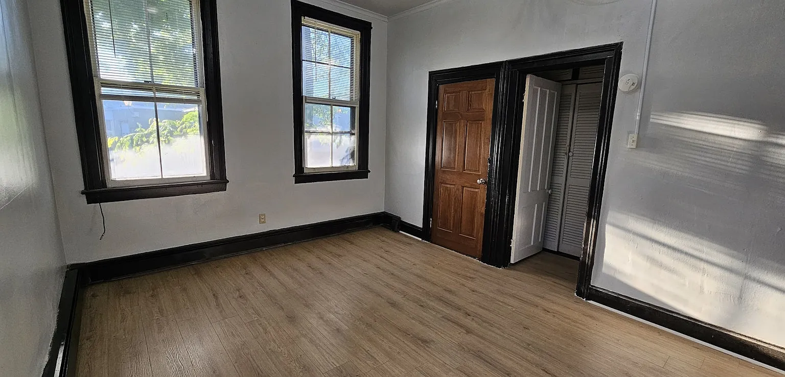 724 3rd Avenue, Unit 1st Floor — Photo 2