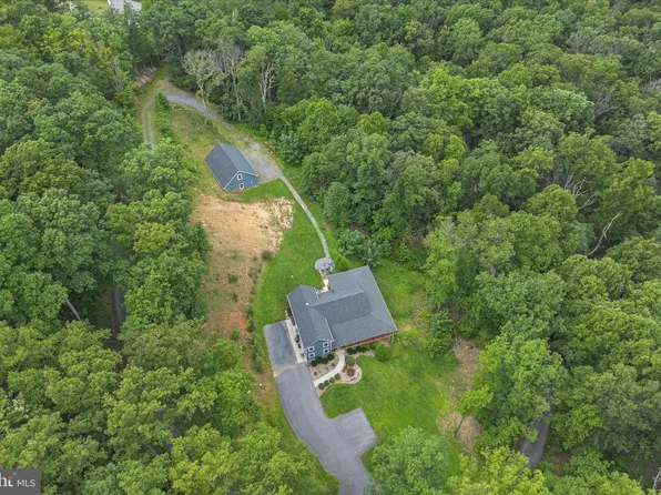 236 Delmas Trl, Winchester, VA 22602