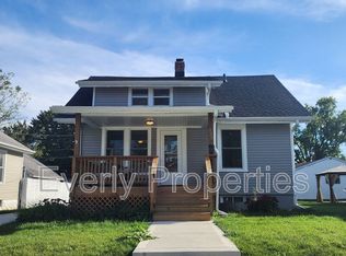 321 Wilson Ave, Waukesha, WI 53186