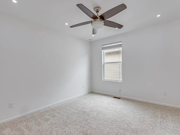 44843 Stockton Dr — Photo 18