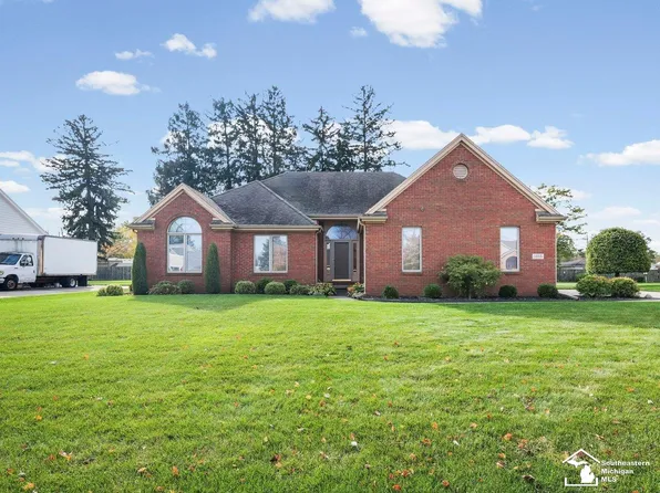1055 Firecreek Ct, Temperance, MI 48182