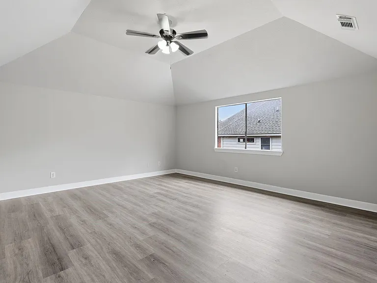 7611 Naremore Dr — Photo 34