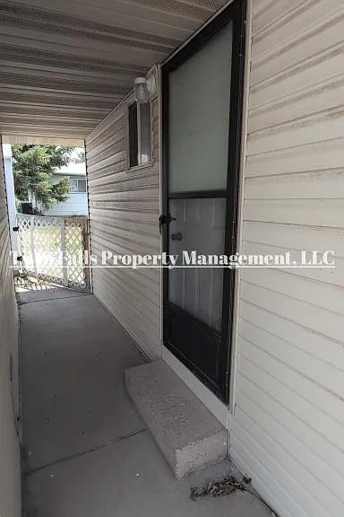 3073 Vickie Ln — Photo 36