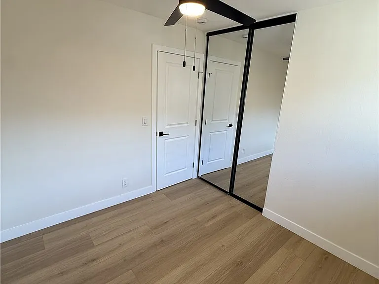 906 Majella Ave — Photo 15