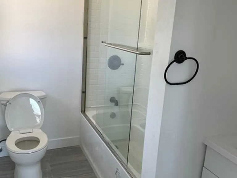 20811 Tiara St — Photo 17