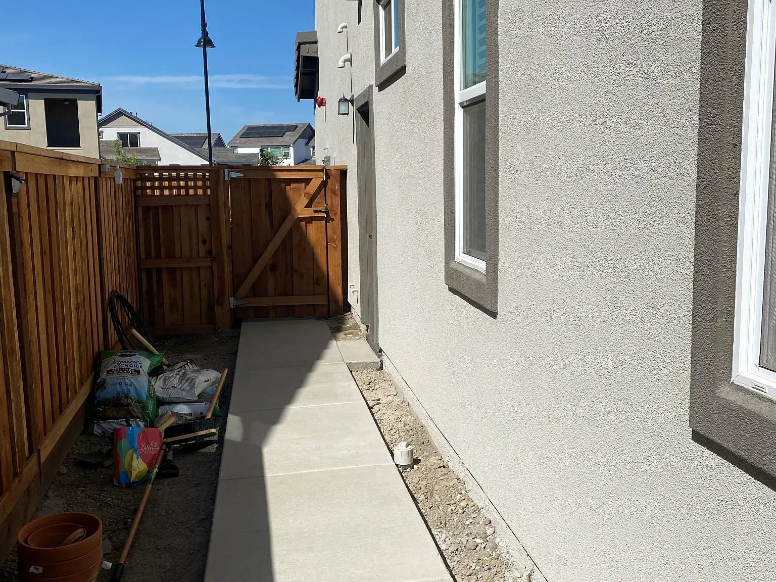 3168 Needham Ave — Photo 1