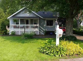 1648 Meadow Dr, Monroe, MI 48162