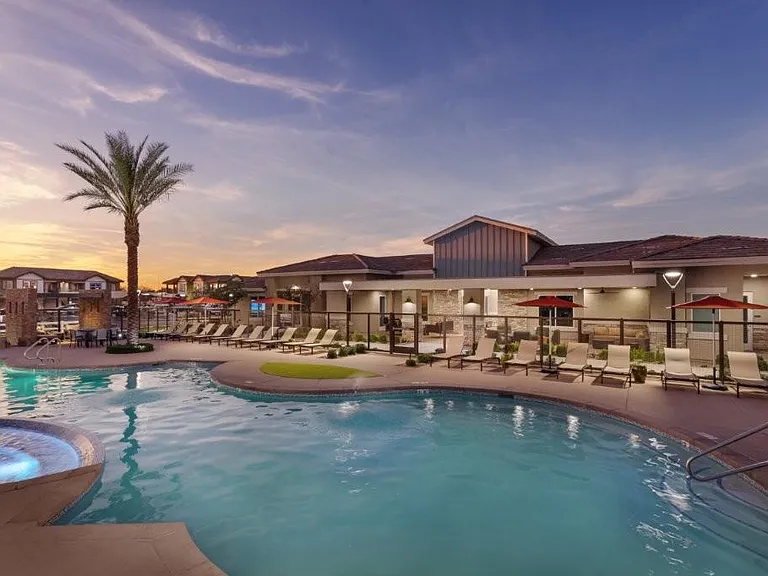 Everly at Morrison Ranch Luxury Apartments — Photo 3
