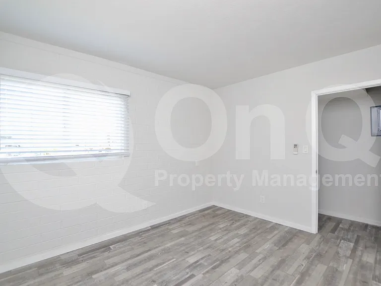 44 E Roanoke Ave #8 — Photo 10