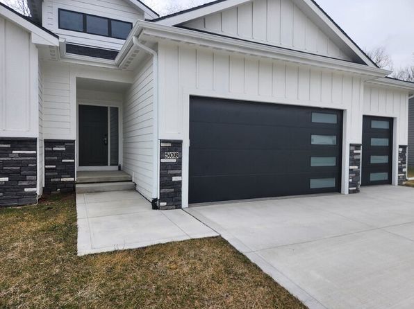 508 Deer Haven St, Polk City, IA 50226