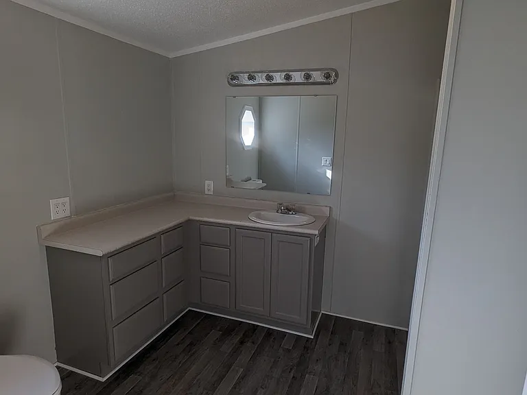 Oakridge Estates — Photo 22