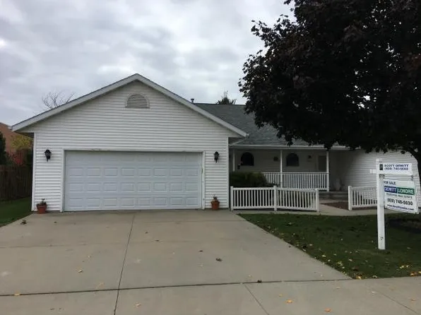 3313 E Heidemann Dr, Appleton, WI 54915