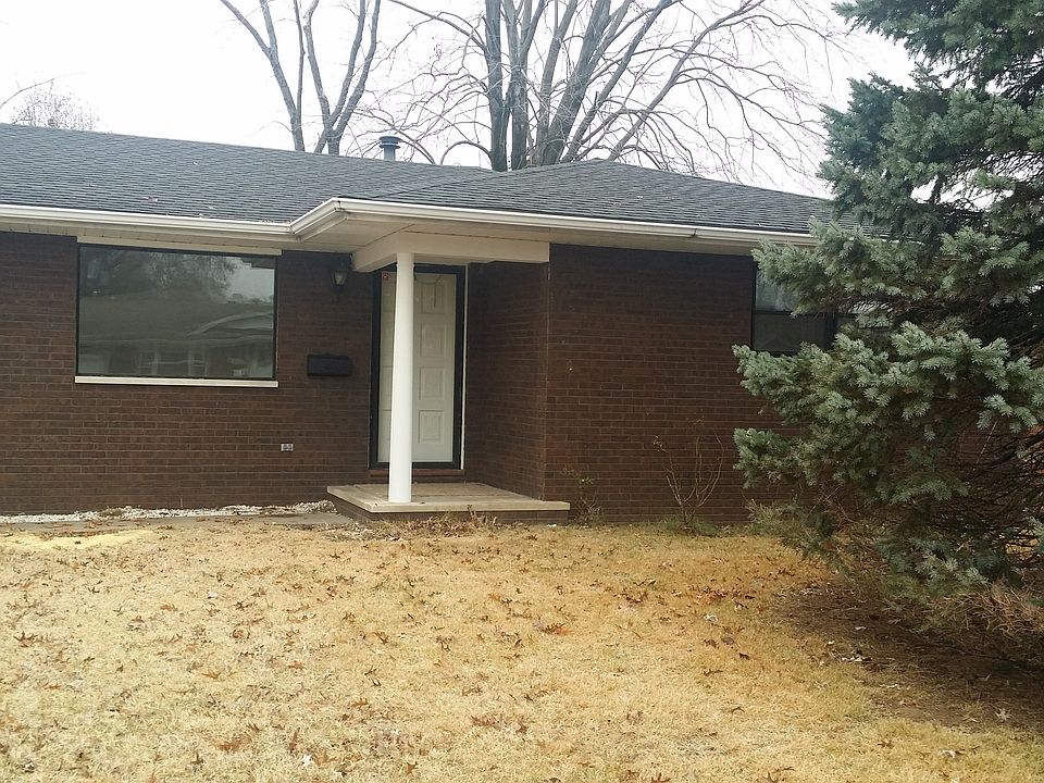 1st image of 163 Ash St
