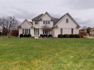 7458 Nordic Way Ct, Maumee, OH 43537