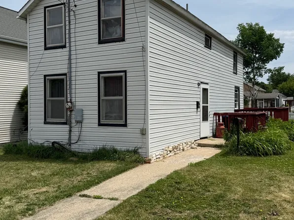404 S Congress Ave, Polo, IL 61064