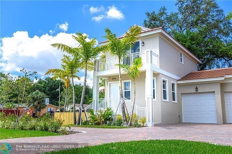 1st image of 2915 SW 15th Ave #2915