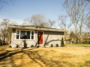 1119 Jackson Ave, Wauconda, IL 60084