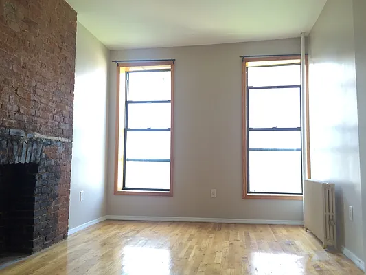 Rented by Realty Collective | media 1