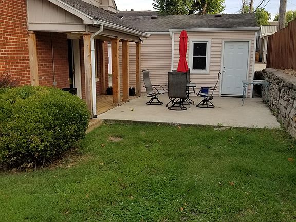 Back patio from south yard