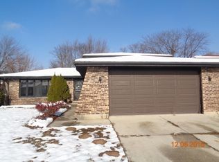 4 Rich Ct, Park Forest, IL