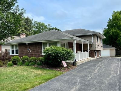 589 Maiden Ln, Glen Ellyn, IL, 60137