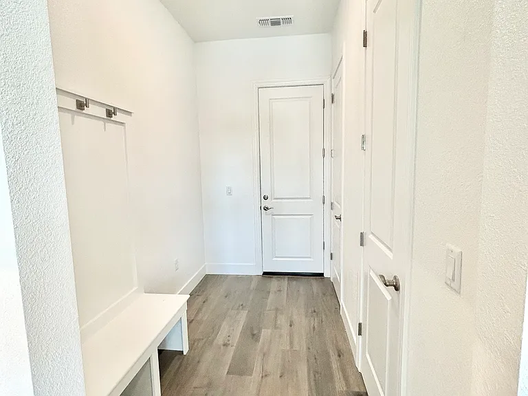238 Apple Grove Ave — Photo 11