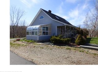 1496 N Main St, Winterport, ME 04496
