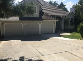 5655 E Hidden Valley Dr, Reno, NV 89502