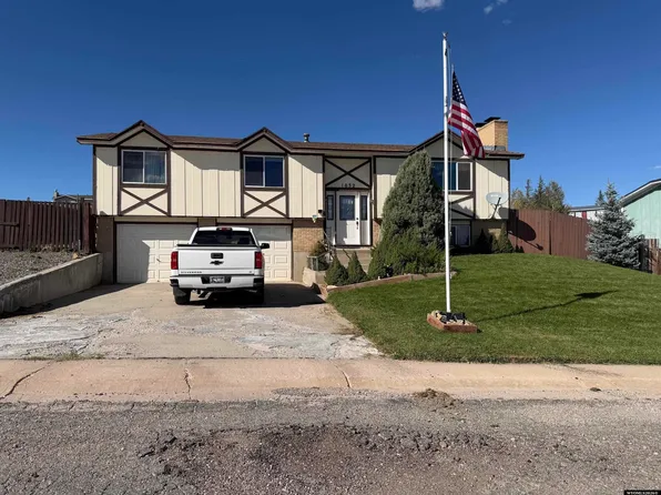 1032 Mineral Dr, Hanna, WY 82327
