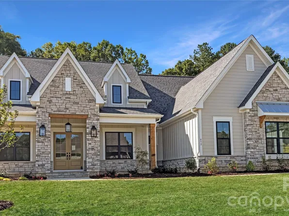 452 Voyager Ln NE, Concord, NC 28025