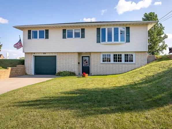 3715 County Road Hhh, Cuba City, WI 53812